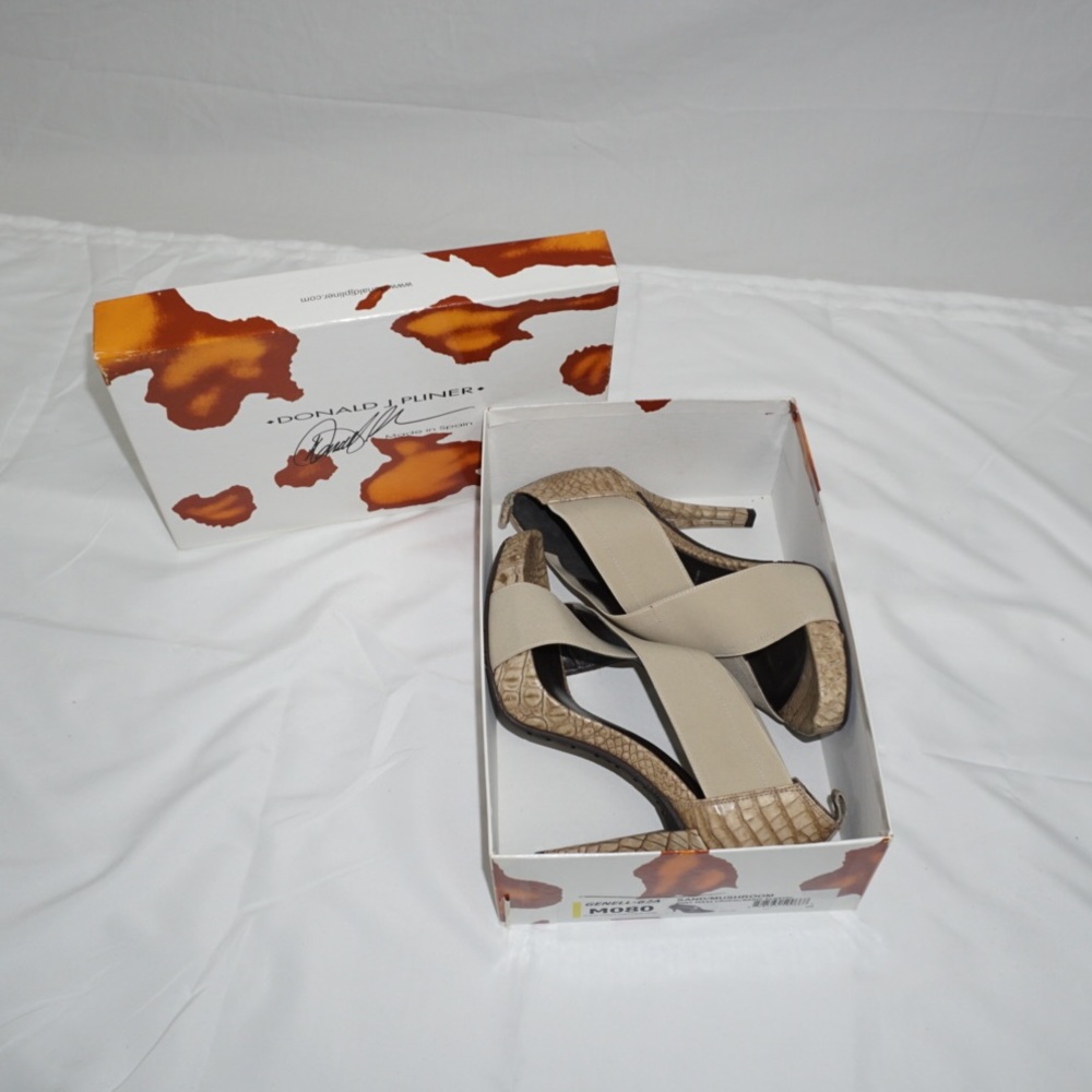 Donald J. Pliner - Genell Croc Sandal - 8M